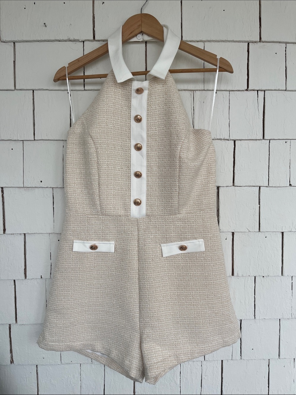 NWT Vici Cream Textured Halter Romper with White Trim Size Large